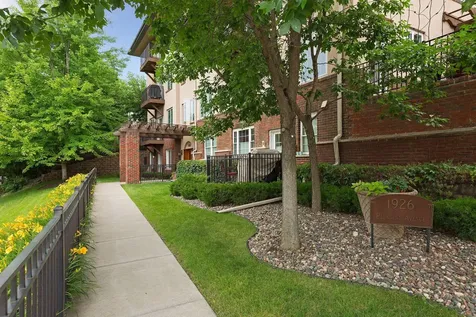1926 Pleasant Avenue Minneapolis MN 55403