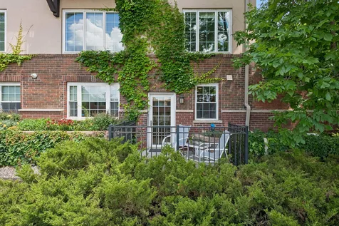 1926 Pleasant Avenue Minneapolis MN 55403