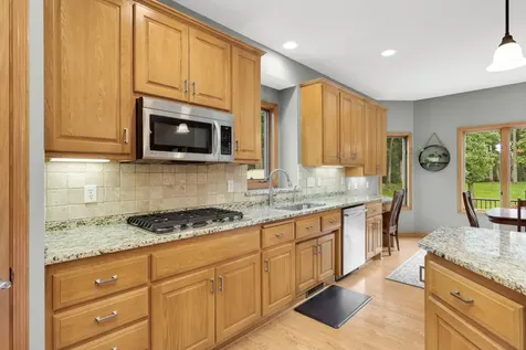 679 Oakgreen Avenue Court N West Lakeland Twp MN 55082