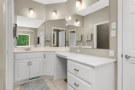 679 Oakgreen Avenue Court N West Lakeland Twp MN 55082