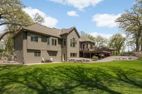 679 Oakgreen Avenue Court N West Lakeland Twp MN 55082