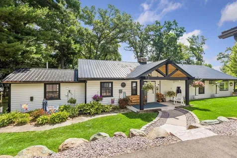 66 206th Street New Richmond WI 54017