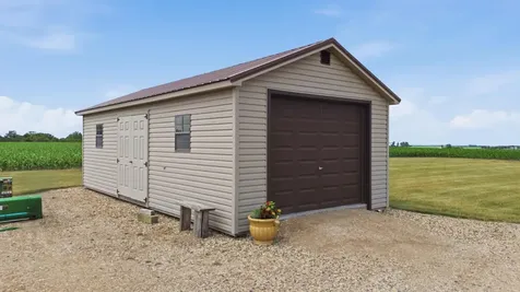 15792 Highway 46 Kindred ND 58051