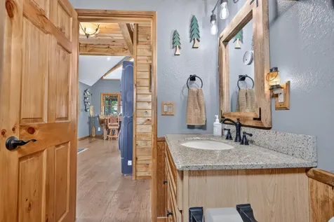 19654 N Sherrys Arm Road Grand Rapids MN 55744