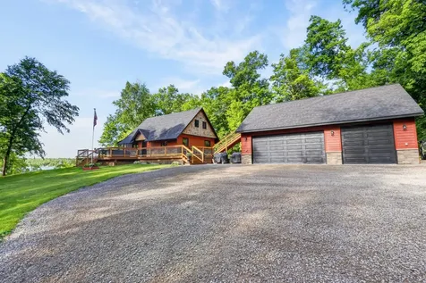 19654 N Sherrys Arm Road Grand Rapids MN 55744