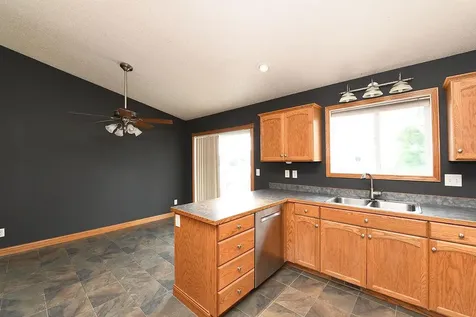 1159 39 1/2 Avenue W West Fargo ND 58078