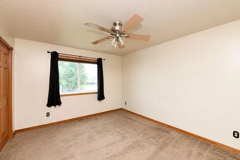 1159 39 1/2 Avenue W West Fargo ND 58078