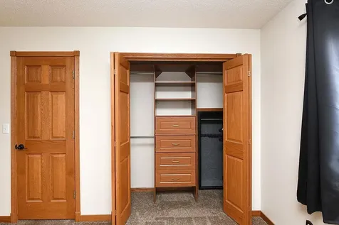 1159 39 1/2 Avenue W West Fargo ND 58078