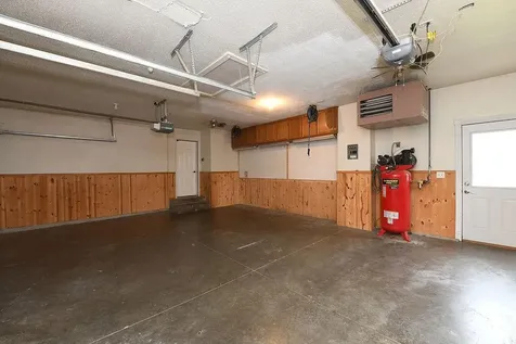 1159 39 1/2 Avenue W West Fargo ND 58078