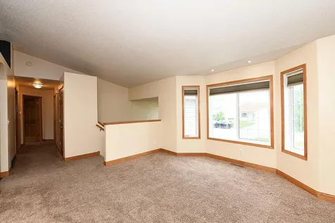 1159 39 1/2 Avenue W West Fargo ND 58078
