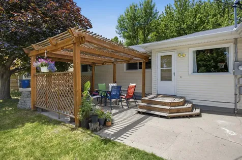 1512 17th Street S Moorhead MN 56560