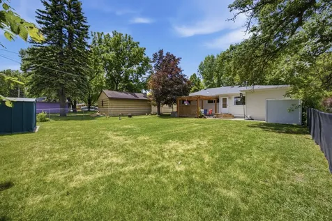 1512 17th Street S Moorhead MN 56560