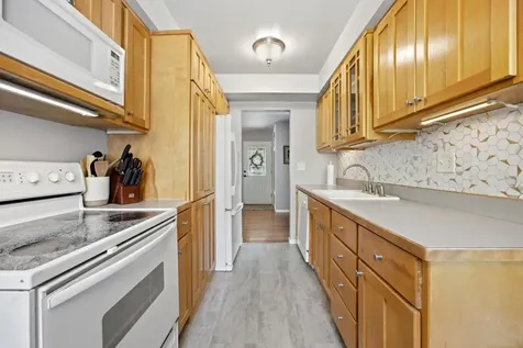 1512 17th Street S Moorhead MN 56560
