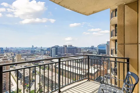 100 3rd Avenue S Minneapolis MN 55401