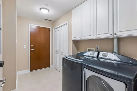 100 3rd Avenue S Minneapolis MN 55401