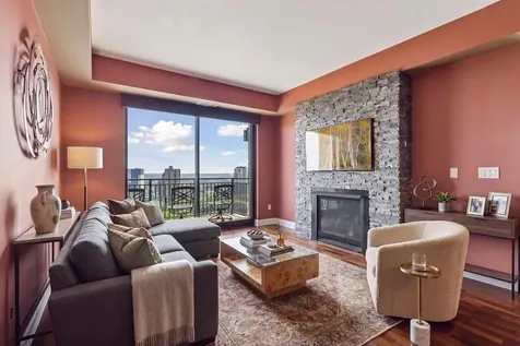 100 3rd Avenue S Minneapolis MN 55401