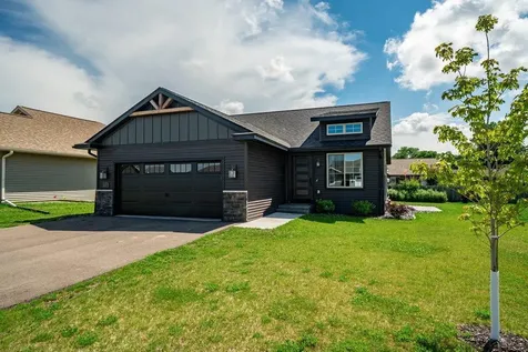 1283 Carli Court Chippewa Falls WI 54729