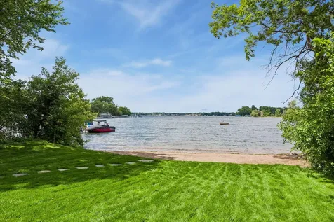 17310 County Road 101 W Minnetonka MN 55391