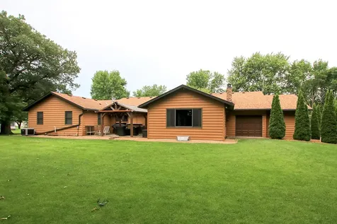 19634 Skyview Circle Hutchinson MN 55350