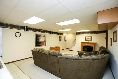 19634 Skyview Circle Hutchinson MN 55350