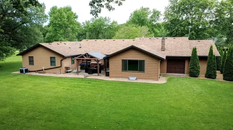 19634 Skyview Circle Hutchinson MN 55350