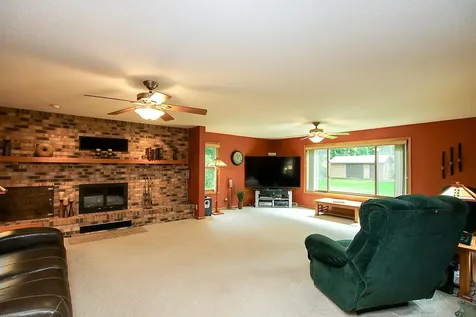 19634 Skyview Circle Hutchinson MN 55350