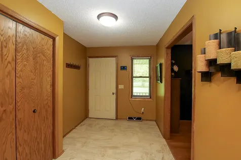 19634 Skyview Circle Hutchinson MN 55350