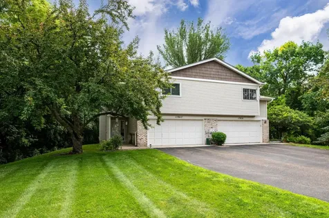 17847 Evener Way Eden Prairie MN 55346