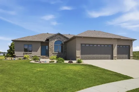501 Willow Bend Circle Casselton ND 58012