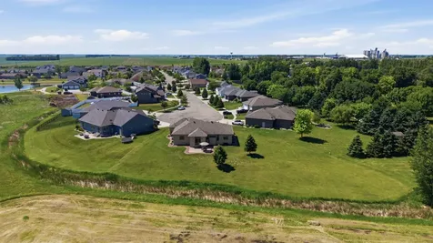 501 Willow Bend Circle Casselton ND 58012