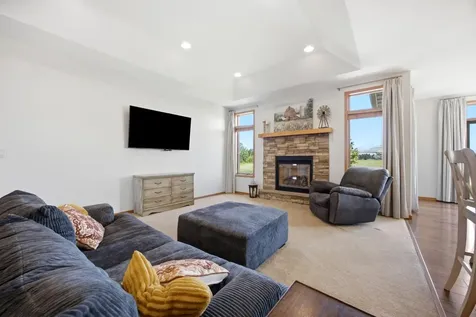 501 Willow Bend Circle Casselton ND 58012