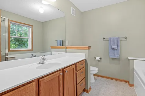 8304 Townsend Drive Eden Prairie MN 55344