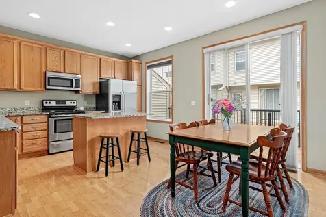 8304 Townsend Drive Eden Prairie MN 55344