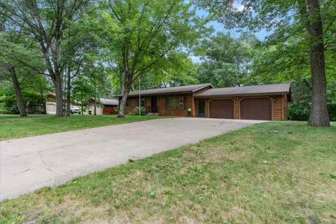 2009 Crestview Lane Brainerd MN 56401