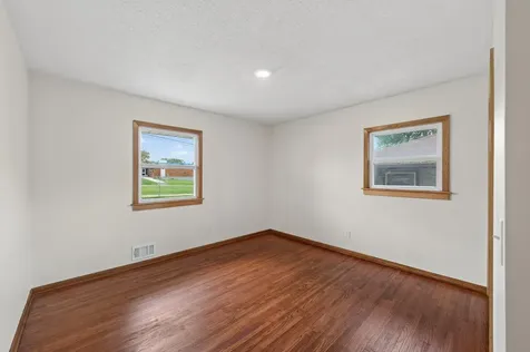 725 49th Avenue NE Columbia Heights MN 55421