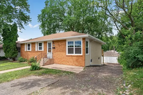 725 49th Avenue NE Columbia Heights MN 55421