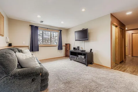 9982 Park Place Drive Monticello MN 55362