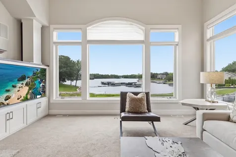 3647 Crystal Bay Lane NW Prior Lake MN 55372