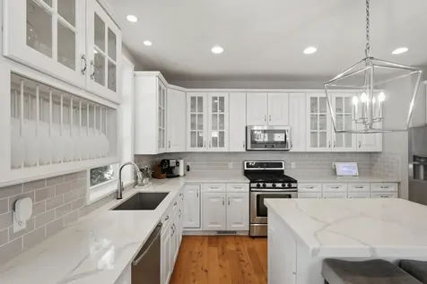 9247 Lake Riley Boulevard Chanhassen MN 55317