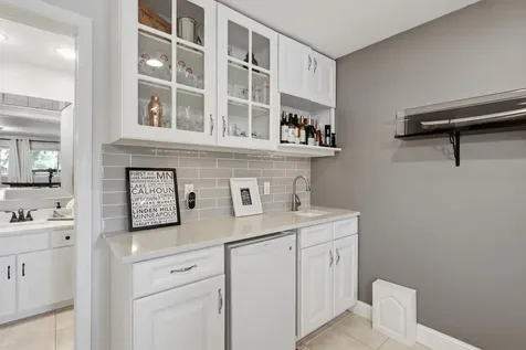 9247 Lake Riley Boulevard Chanhassen MN 55317