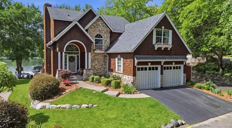 9247 Lake Riley Boulevard Chanhassen MN 55317