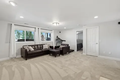 9247 Lake Riley Boulevard Chanhassen MN 55317