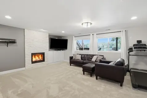 9247 Lake Riley Boulevard Chanhassen MN 55317