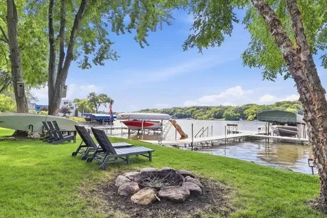9247 Lake Riley Boulevard Chanhassen MN 55317