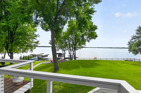 3710 Crestwood Drive NE Alexandria MN 56308