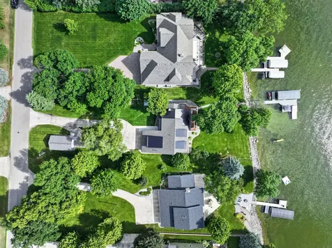 3710 Crestwood Drive NE Alexandria MN 56308