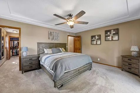 920 Pershing Circle Burnsville MN 55306