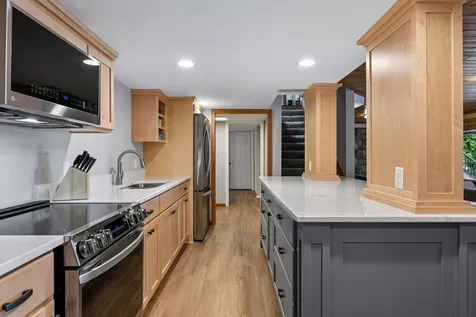 920 Pershing Circle Burnsville MN 55306