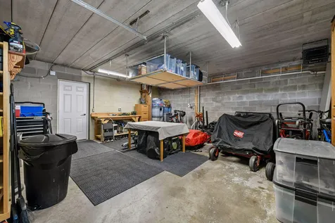920 Pershing Circle Burnsville MN 55306