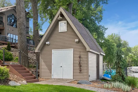 920 Pershing Circle Burnsville MN 55306